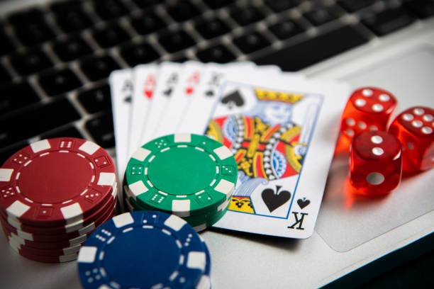 Live blackjack dealer at Ganesha Gold studio